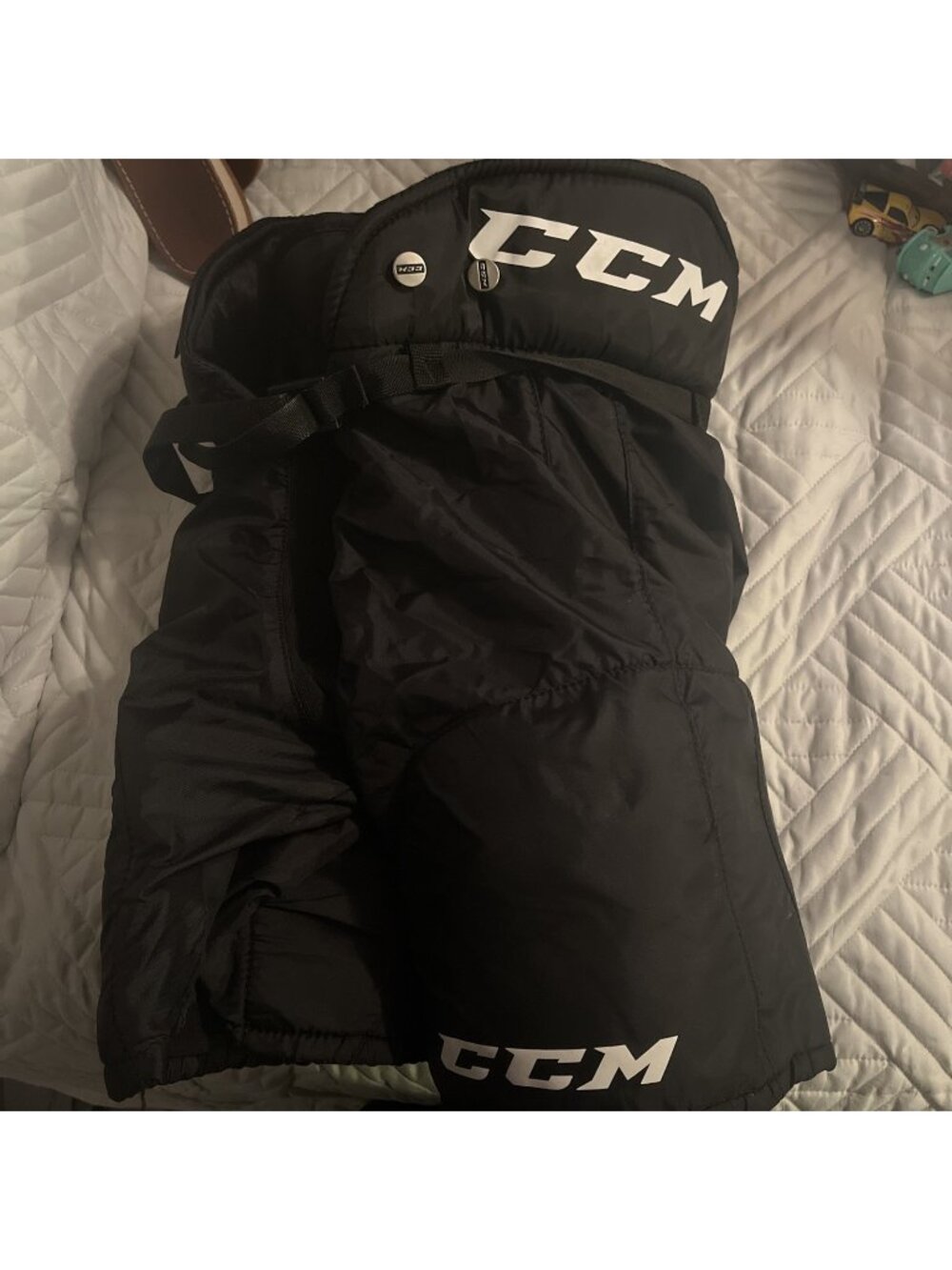 Youth CCM LTP Black NHL Junior Hockey Padded Pants Youth large